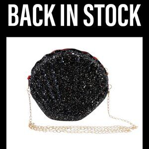Glam Clam /Sparkle Seashell Shaped Crossbody Purse /Handbag /Black/Silver - NWT